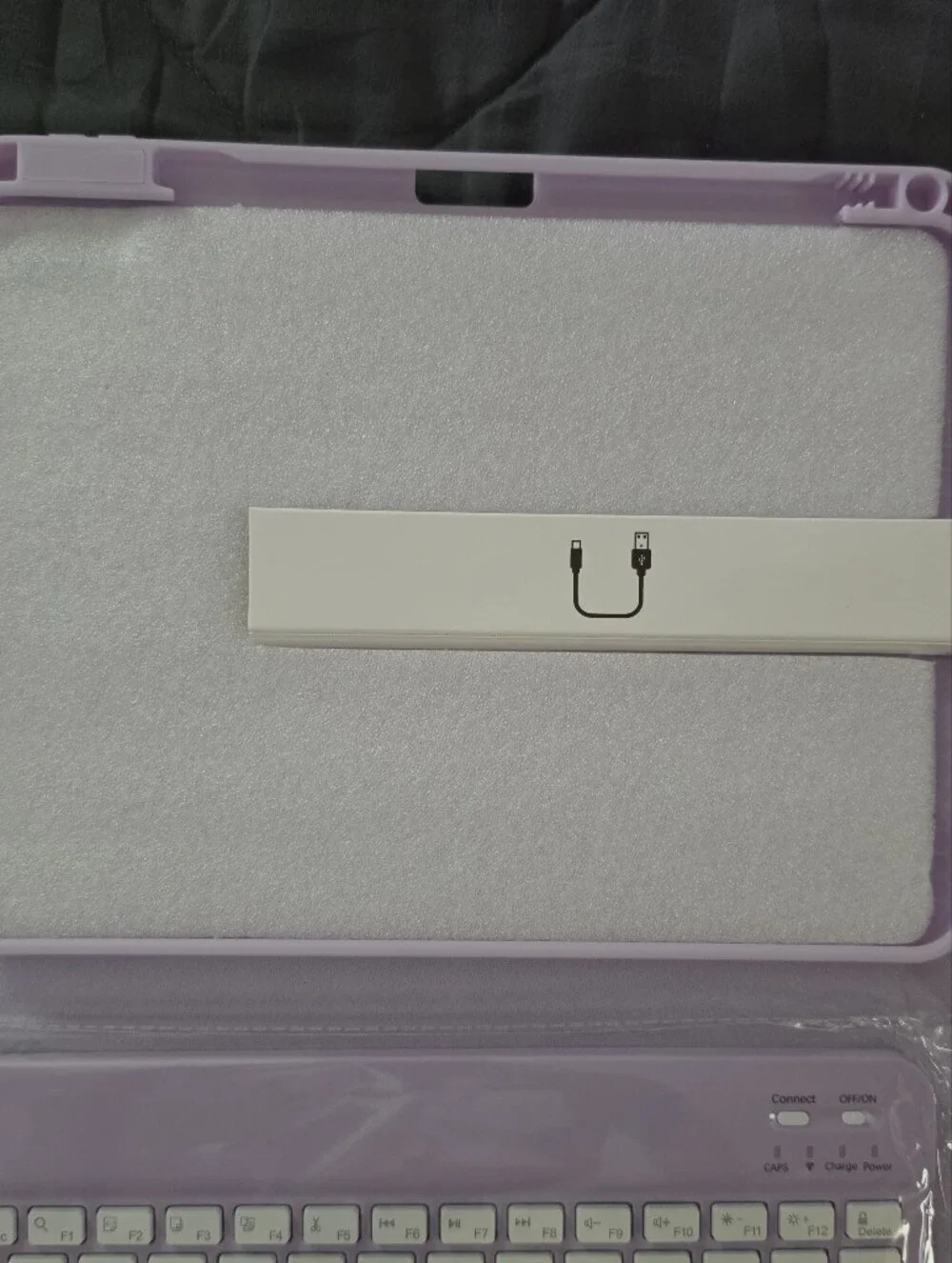 Compact Lavender Bluetooth Keyboard Case for Tablet